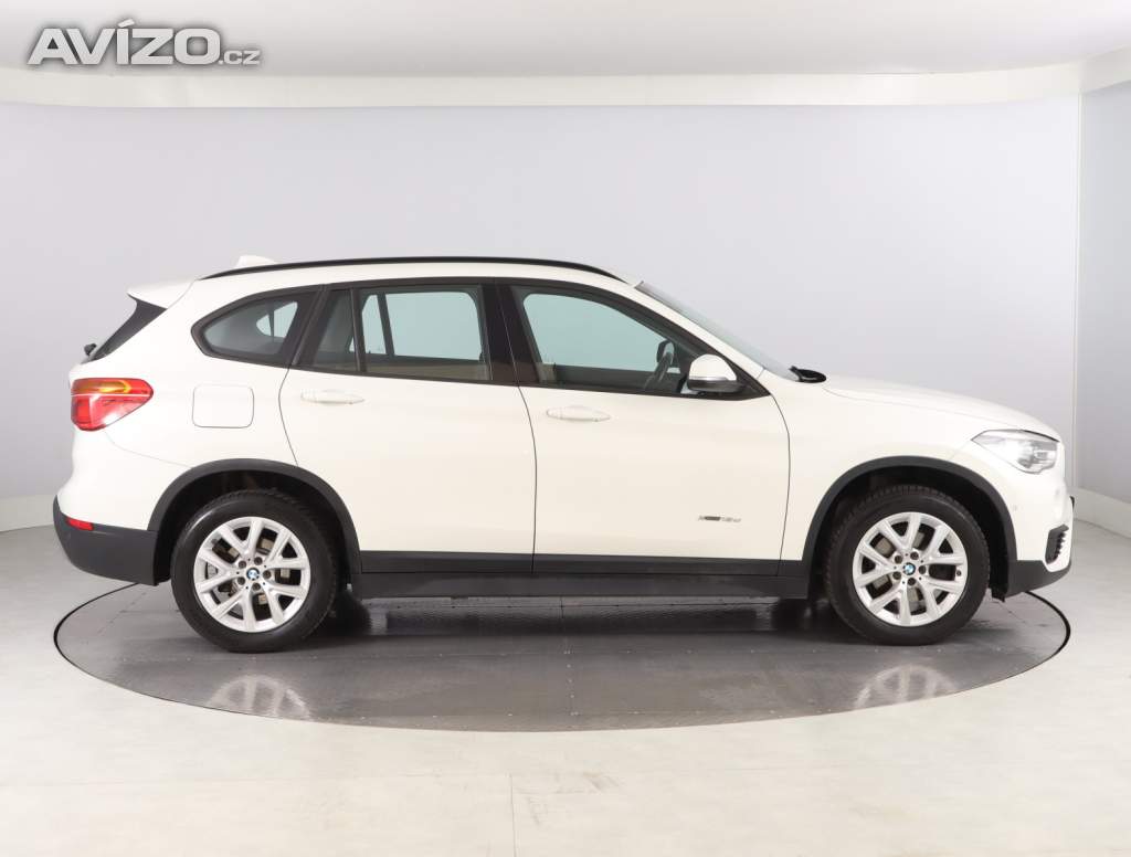 Foto inzerátu BMW X1 xDrive18d