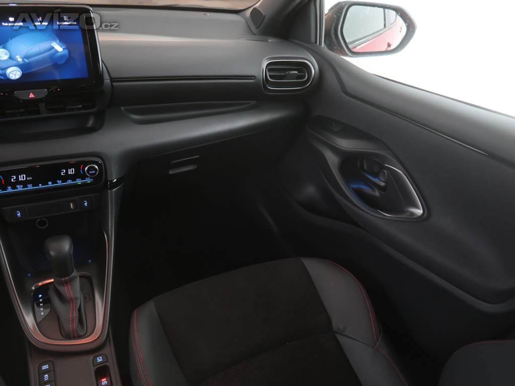 Foto inzerátu Toyota Yaris 1.5 VVT-i Hybrid