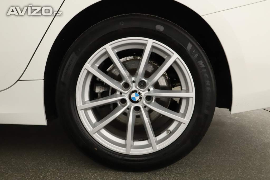 Foto inzerátu BMW 3 318 i