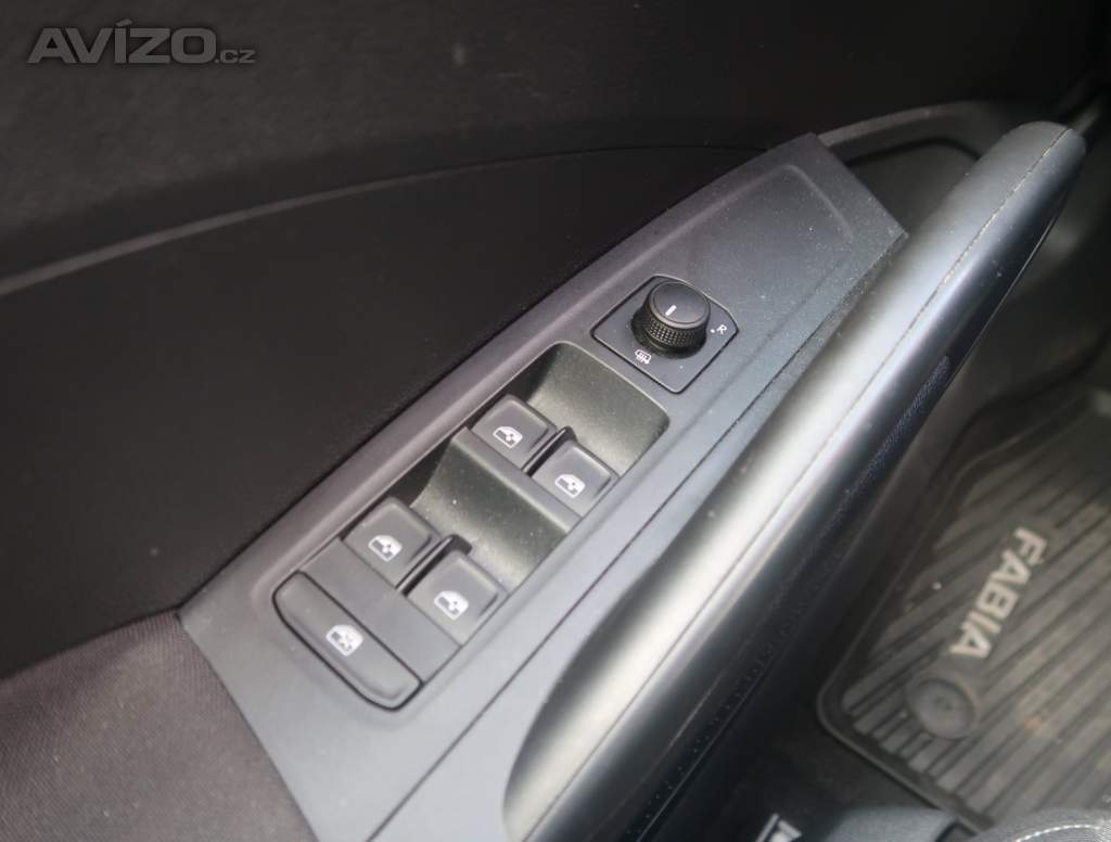 Foto inzerátu Skoda Fabia 1.0 TSI