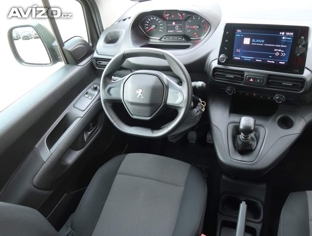 Foto inzerátu Peugeot Rifter 1.2 PureTech