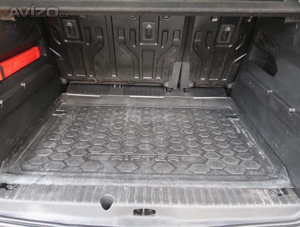 Foto inzerátu Peugeot Rifter 1.2 PureTech
