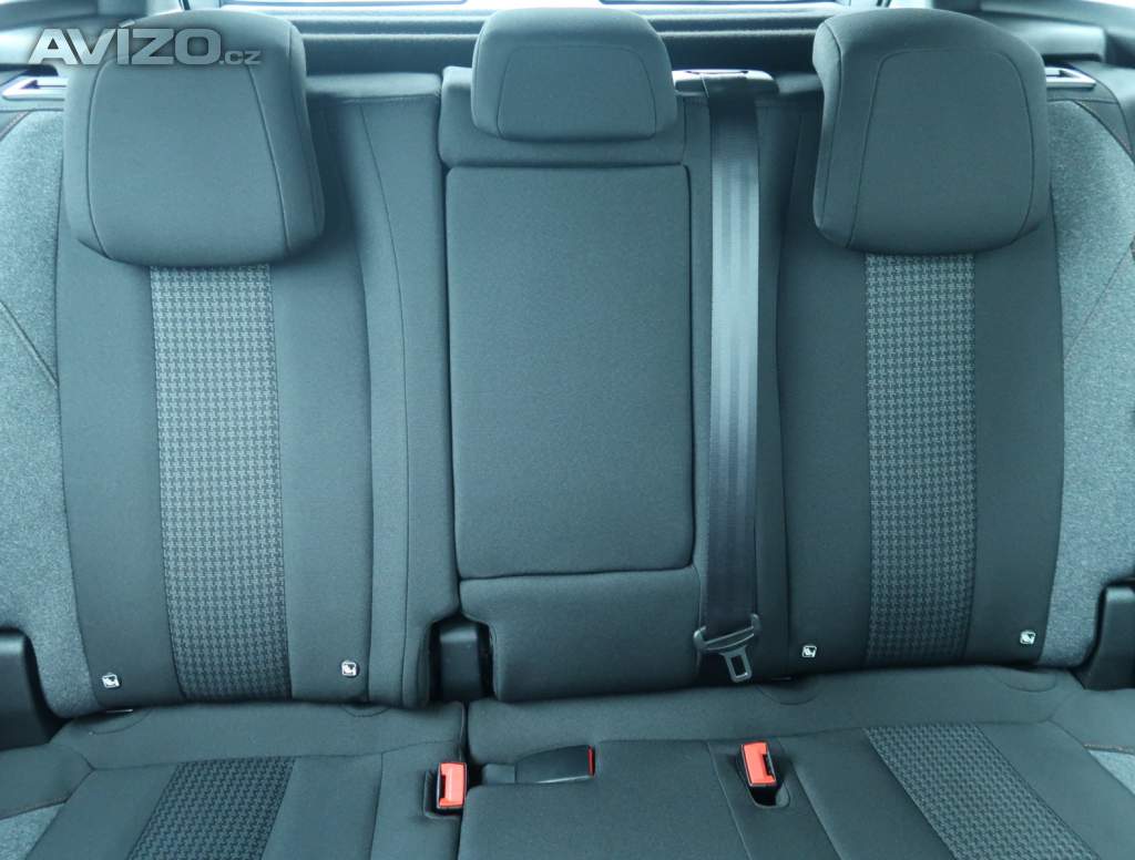 Foto inzerátu Peugeot 3008 1.2 PureTech