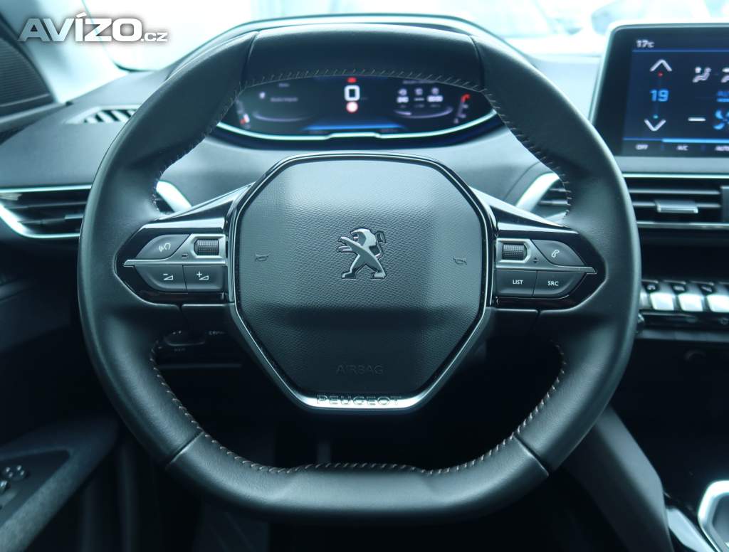 Foto inzerátu Peugeot 3008 1.2 PureTech