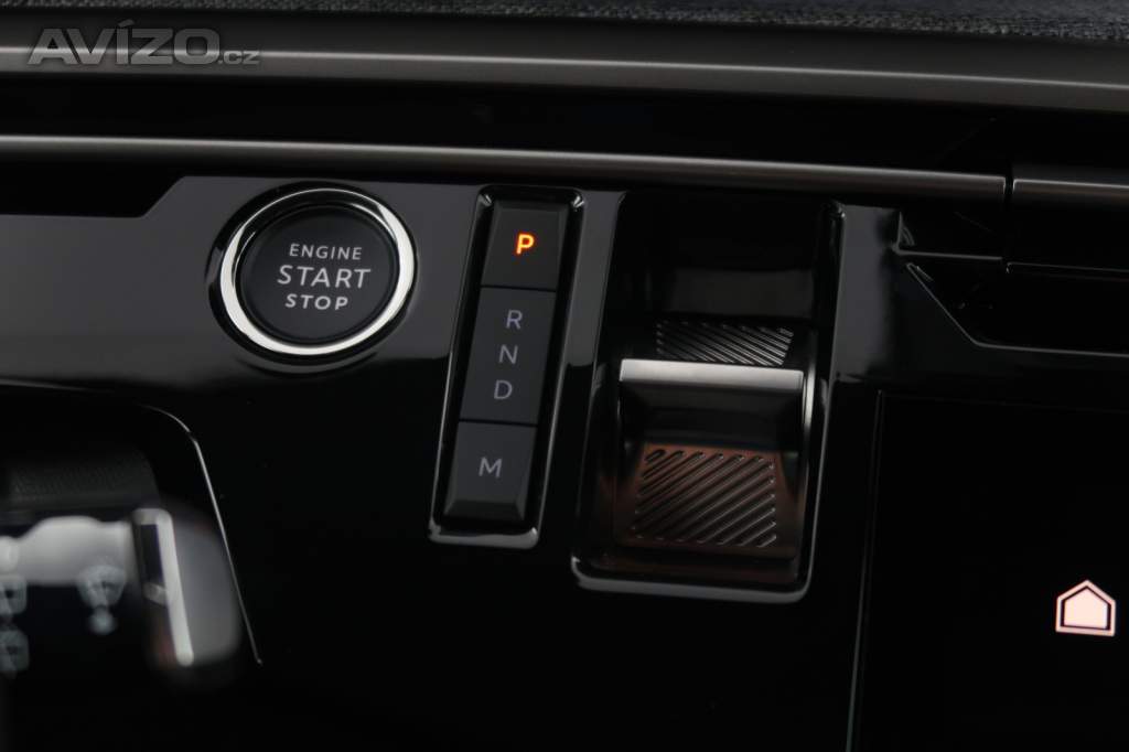 Foto inzerátu Peugeot 5008 PureTech 130