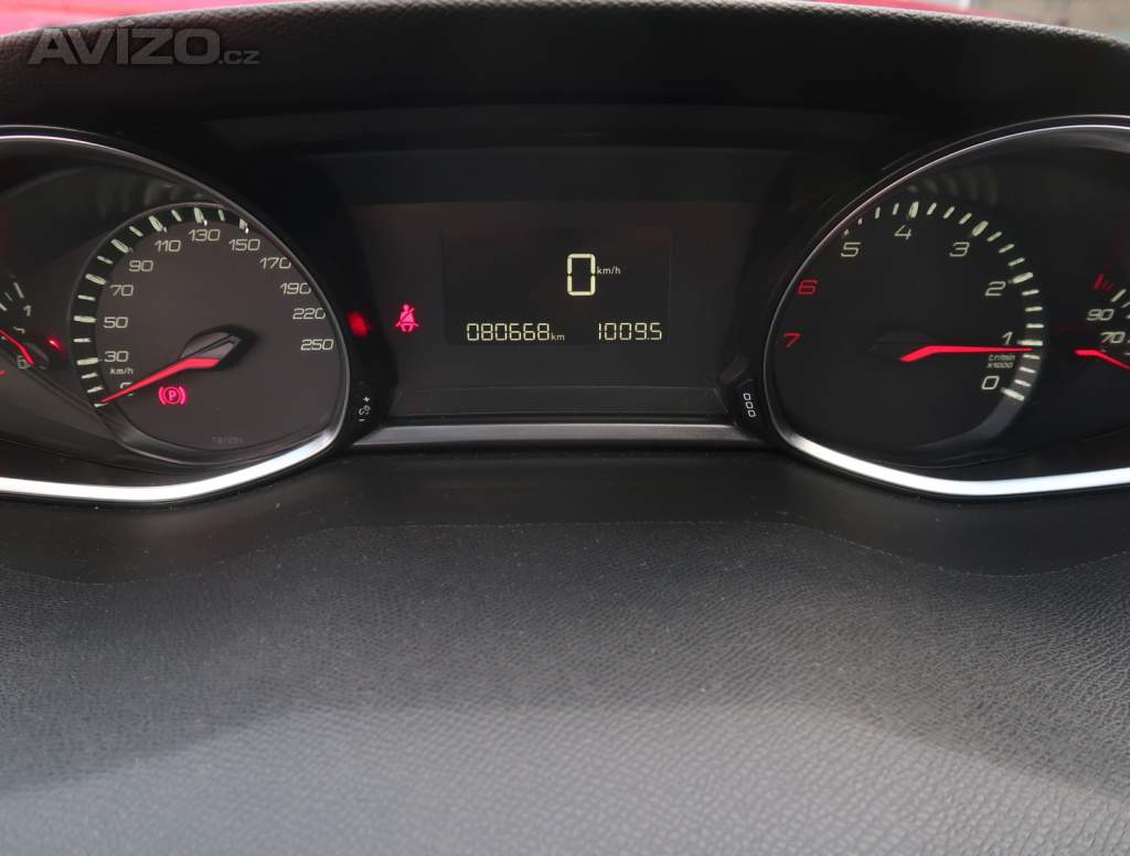 Foto inzerátu Peugeot 308 1.2 PureTech
