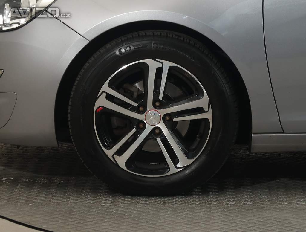 Foto inzerátu Peugeot 308 1.2 PureTech