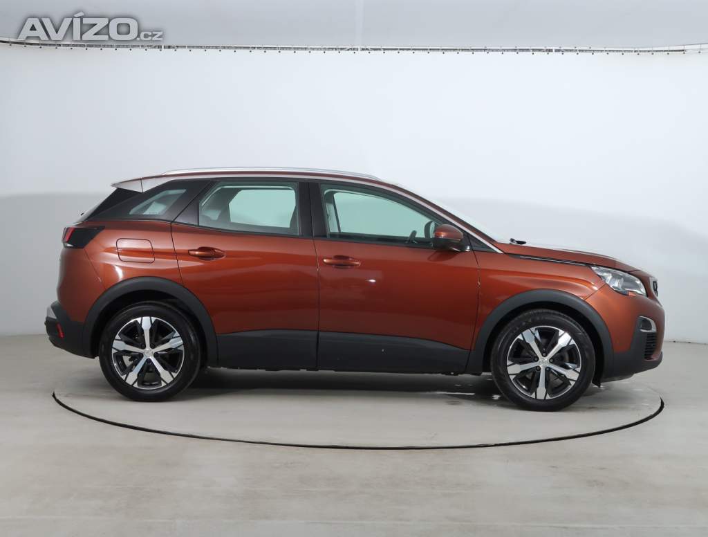 Foto inzerátu Peugeot 3008 1.2 PureTech