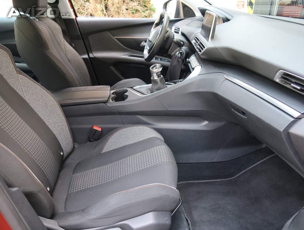 Foto inzerátu Peugeot 3008 1.2 PureTech