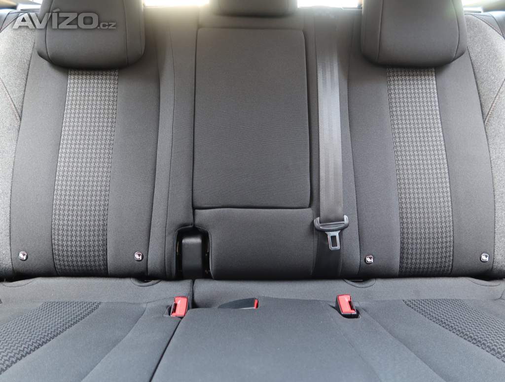 Foto inzerátu Peugeot 3008 1.2 PureTech