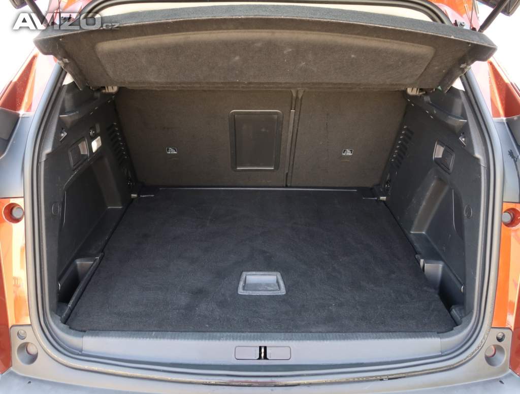 Foto inzerátu Peugeot 3008 1.2 PureTech