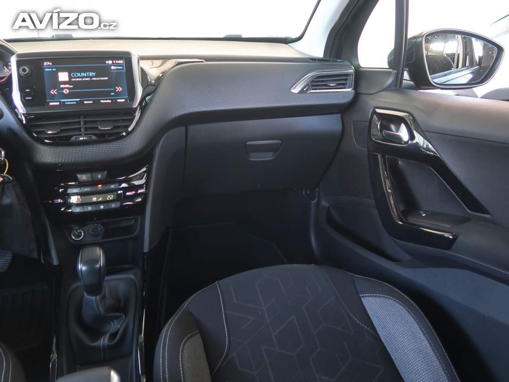 Foto inzerátu Peugeot 2008 1.2 PureTech