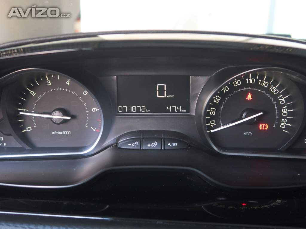 Foto inzerátu Peugeot 2008 1.2 PureTech
