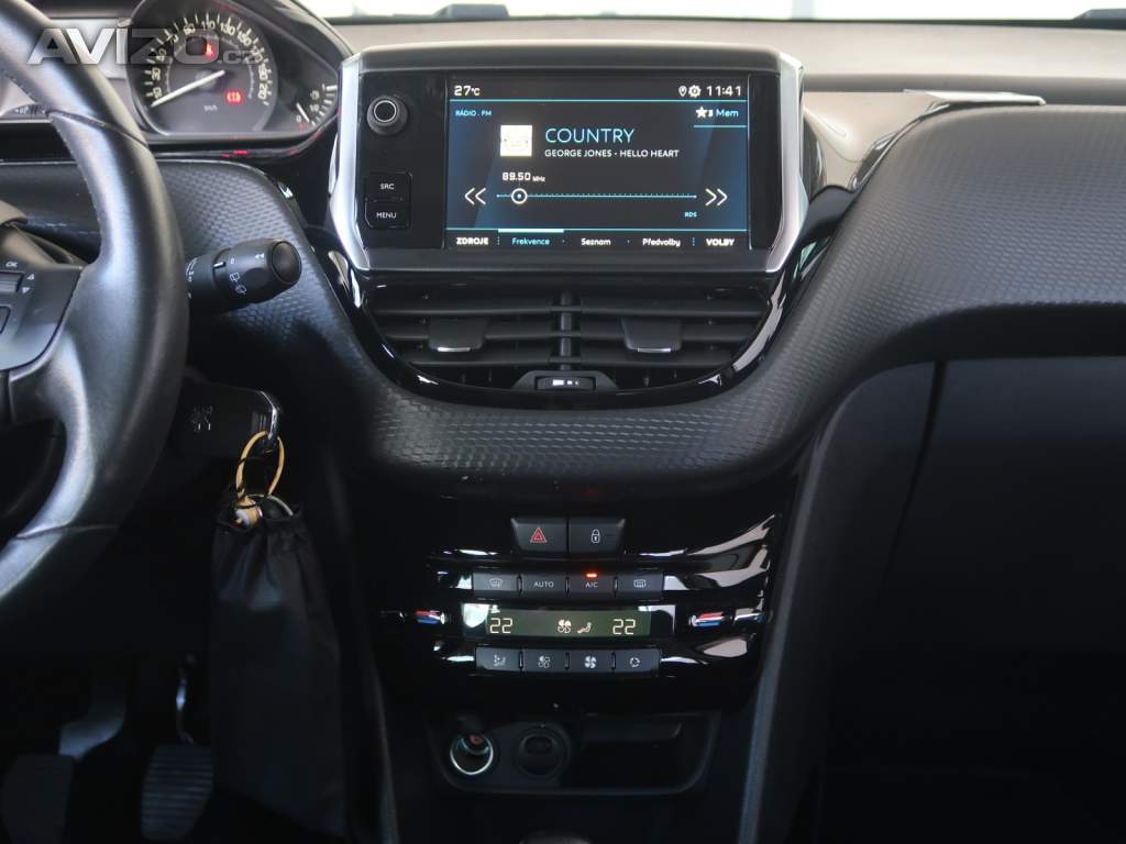 Foto inzerátu Peugeot 2008 1.2 PureTech