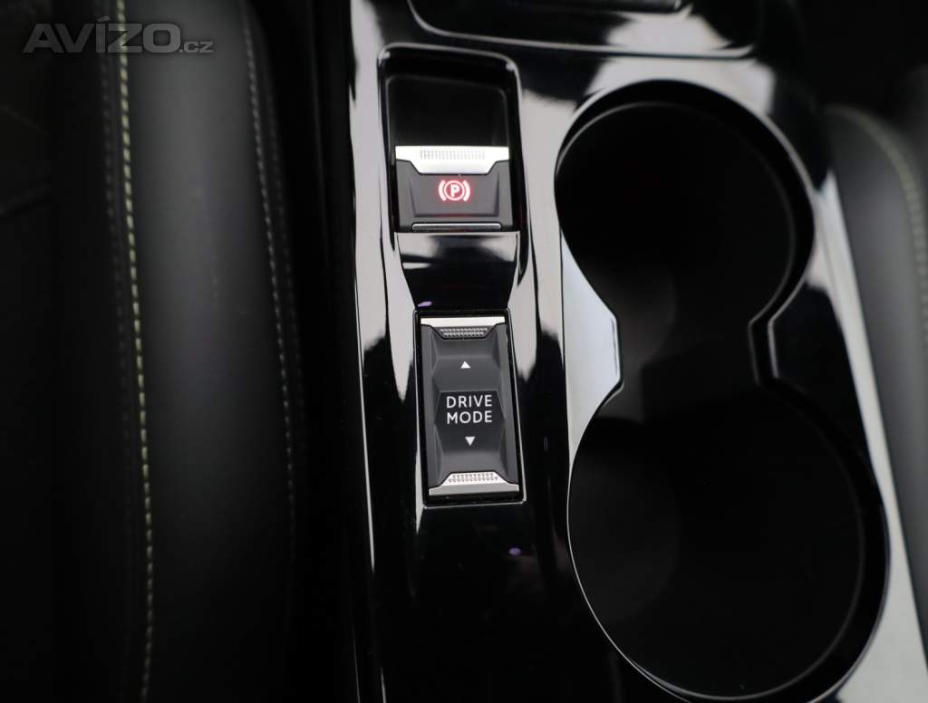 Foto inzerátu Peugeot 2008 1.2 PureTech