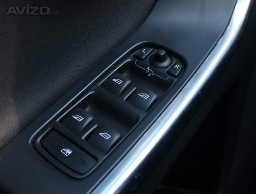 Foto inzerátu Volvo XC60 D4