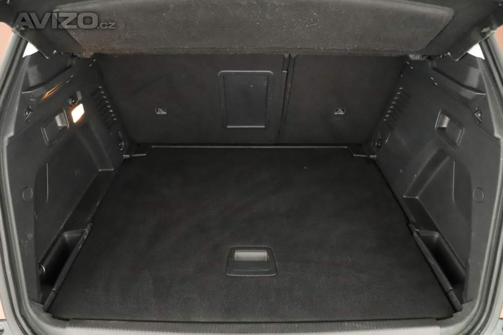 Foto inzerátu Peugeot 3008 1.2 PureTech