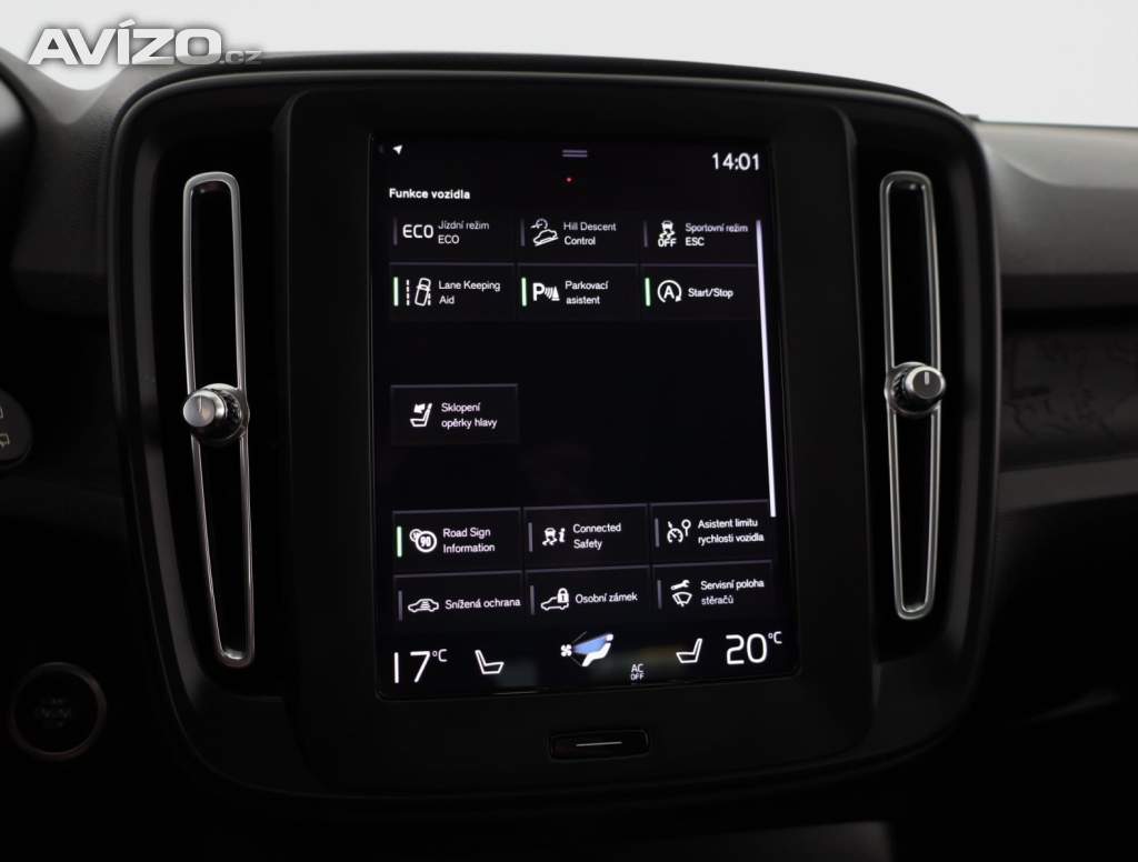 Foto inzerátu Volvo XC40 T3
