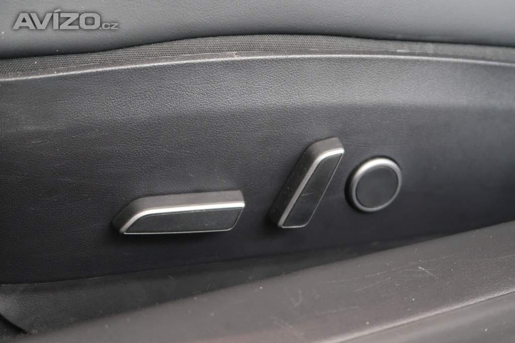 Foto inzerátu Tesla Model 3 Std Range Plus 55kWh