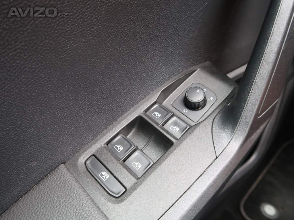 Foto inzerátu Seat Arona 1.6 TDI