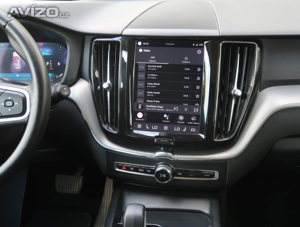 Foto inzerátu Volvo XC60 B4 AWD
