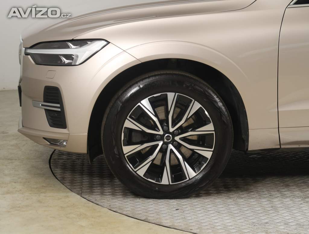 Foto inzerátu Volvo XC60 B4 AWD