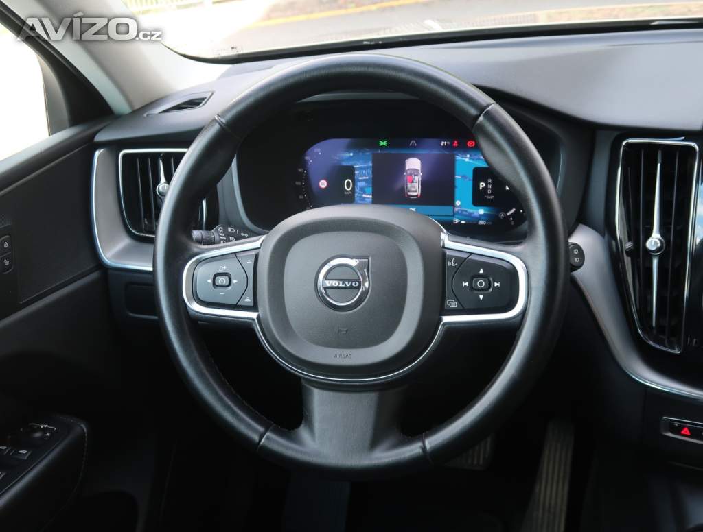 Foto inzerátu Volvo XC60 B4 AWD