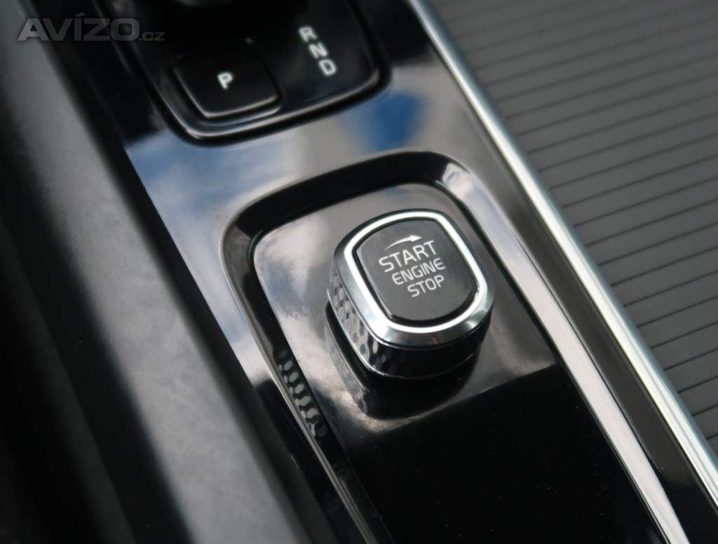 Foto inzerátu Volvo XC60 B4 AWD