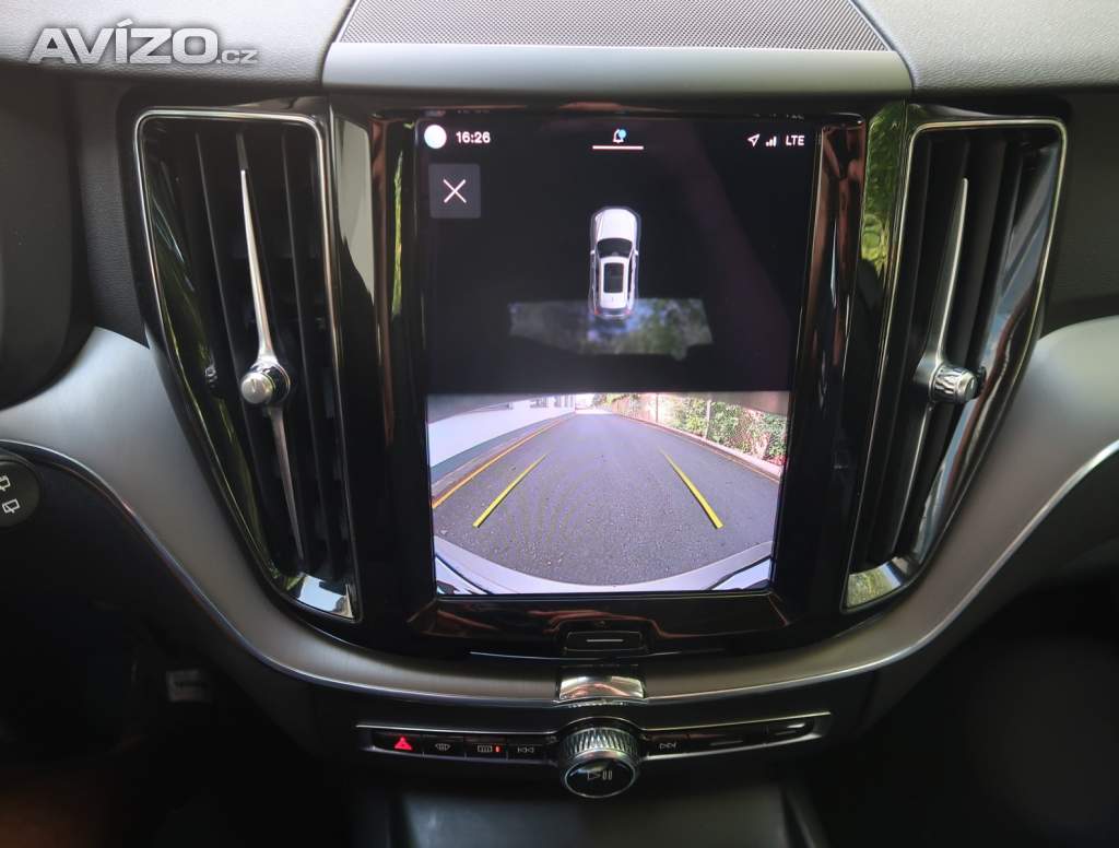 Foto inzerátu Volvo XC60 B4 AWD