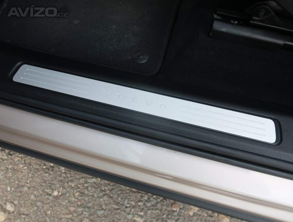 Foto inzerátu Volvo XC60 B4 AWD