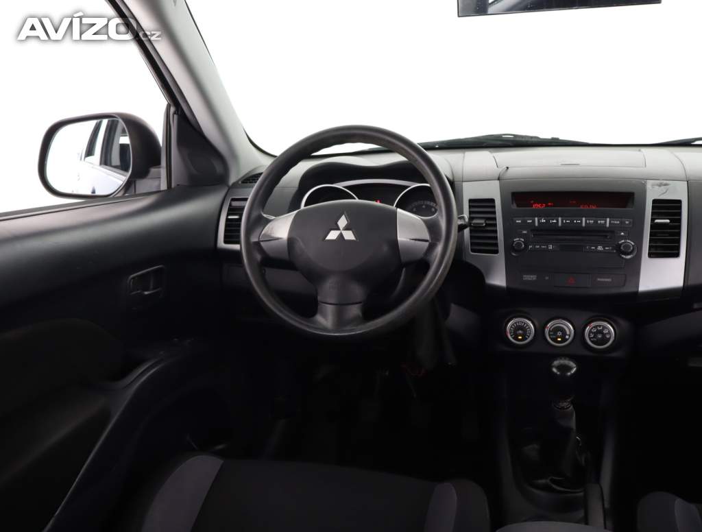 Foto inzerátu Mitsubishi Outlander 2.4 MIVEC