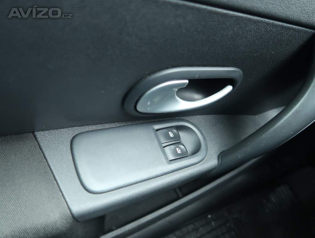 Foto inzerátu Renault Clio 1.2 16V
