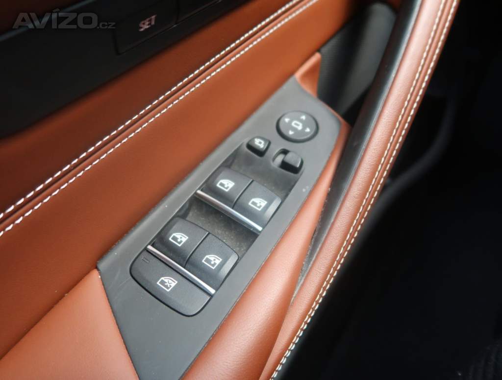 Foto inzerátu BMW 5 530e xDrive