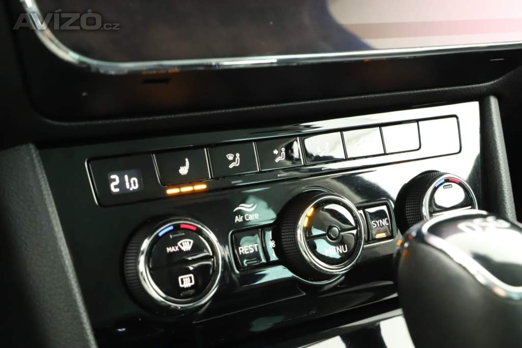 Foto inzerátu Skoda Superb 2.0 TDI