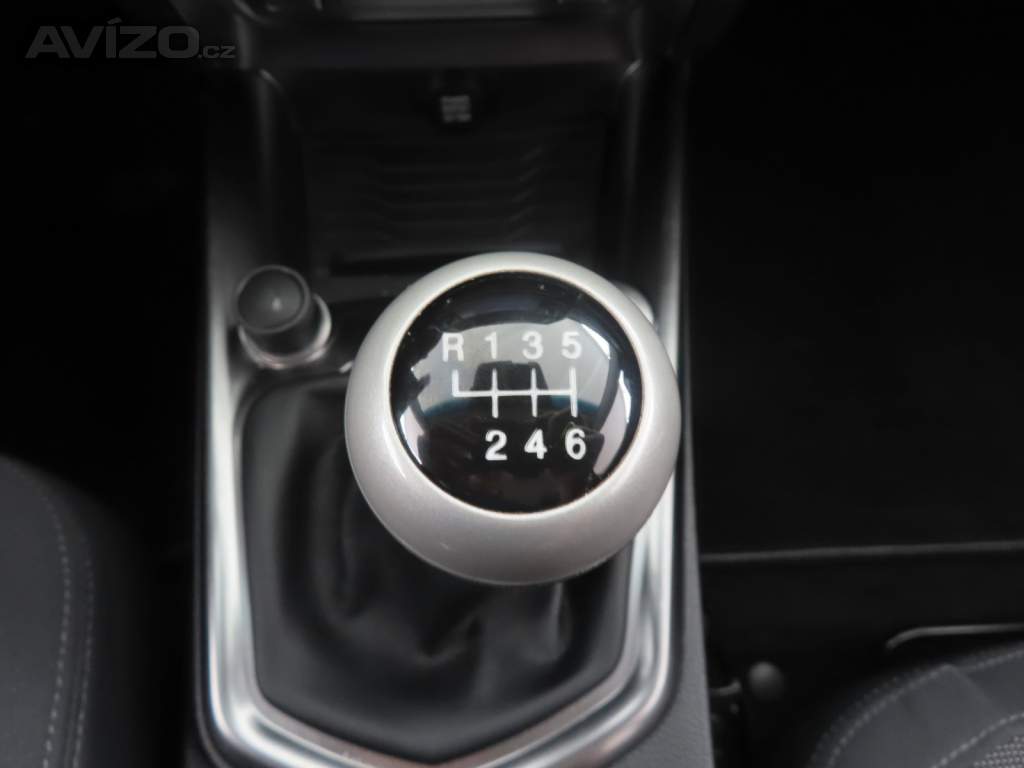 Foto inzerátu SsangYong Tivoli Grand 1.5 T-GDI