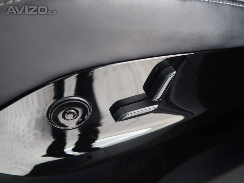 Foto inzerátu Tesla Model X 90D