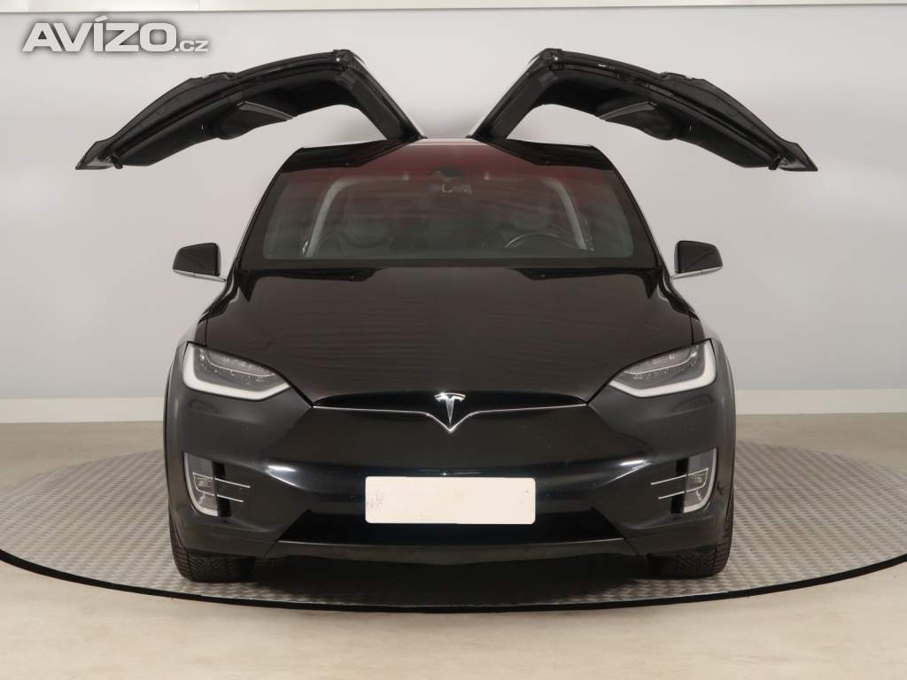 Foto inzerátu Tesla Model X 90D