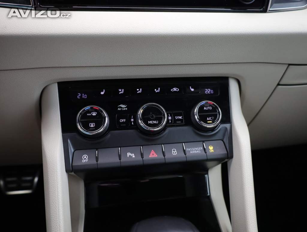 Foto inzerátu Skoda Karoq 1.5 TSI