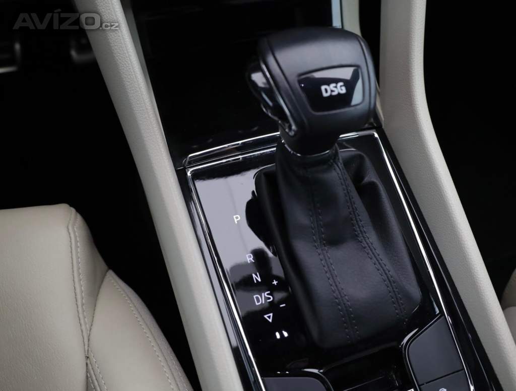 Foto inzerátu Skoda Karoq 1.5 TSI