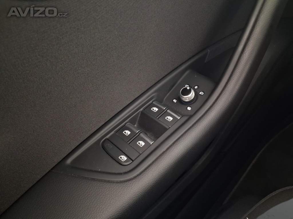 Foto inzerátu Audi A4 2.0 TDI