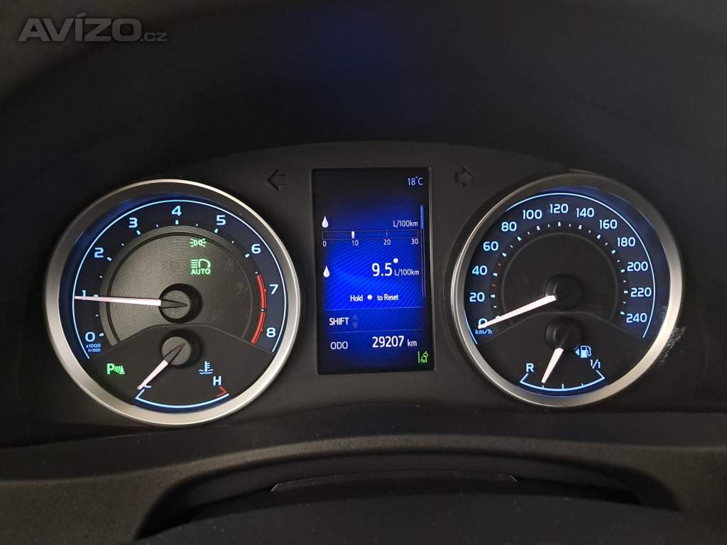 Foto inzerátu Toyota Corolla 1.6 Valvematic