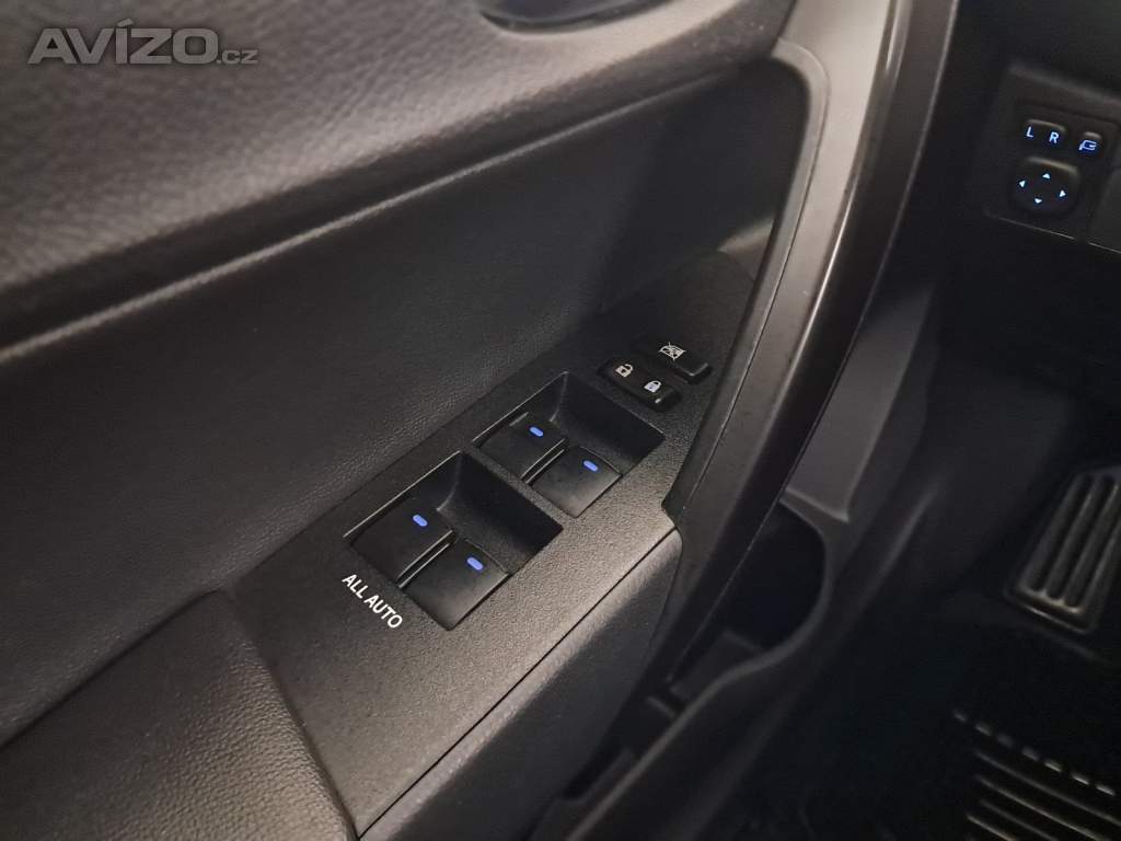 Foto inzerátu Toyota Corolla 1.6 Valvematic