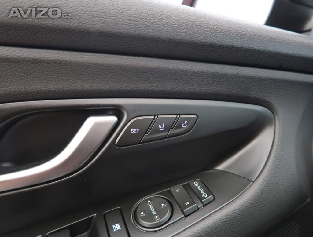 Foto inzerátu Hyundai i30 1.5 T-GDI MHEV