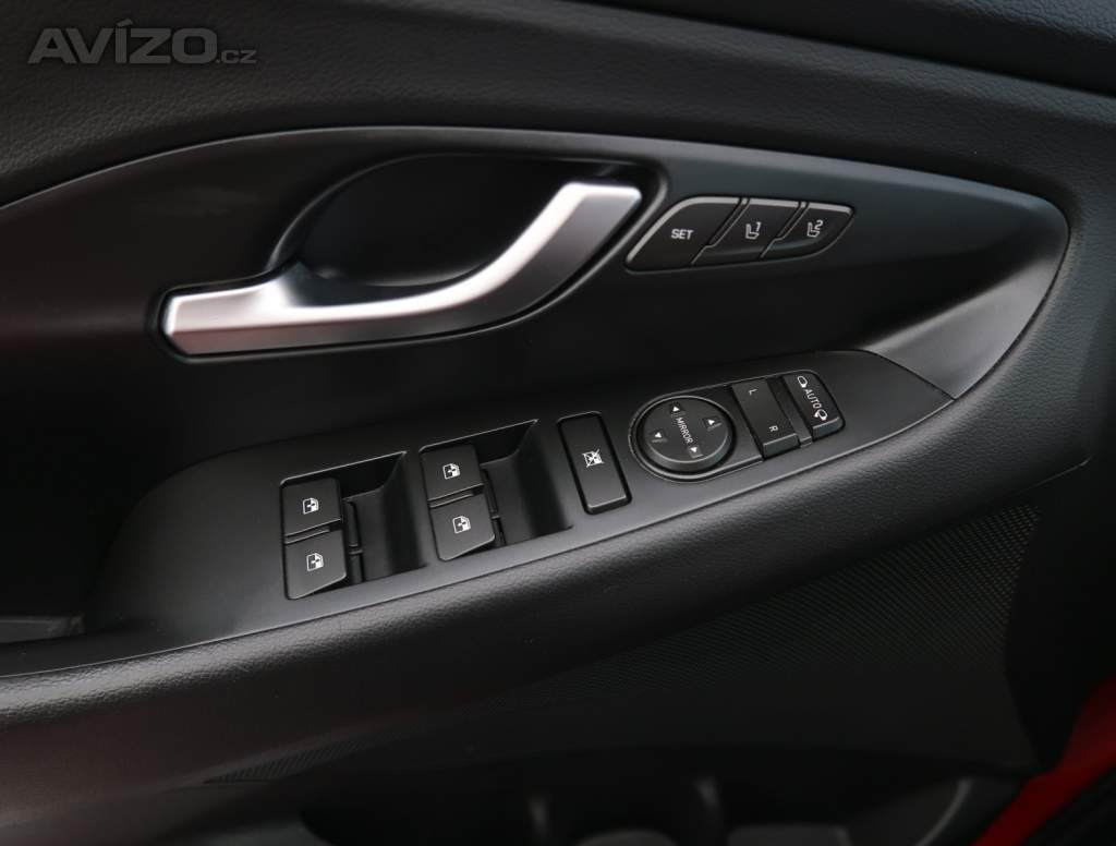 Foto inzerátu Hyundai i30 1.5 T-GDI MHEV