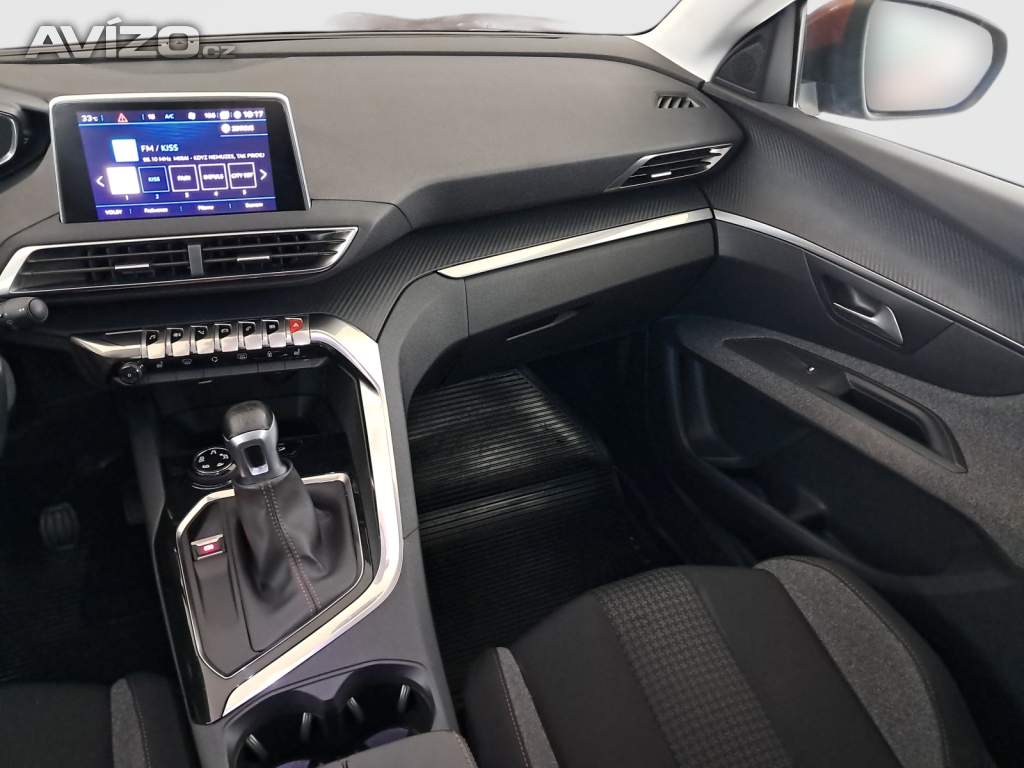 Foto inzerátu Peugeot 3008 1.2 PureTech