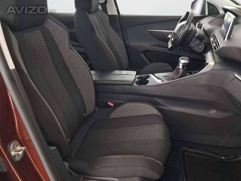 Foto inzerátu Peugeot 3008 1.2 PureTech