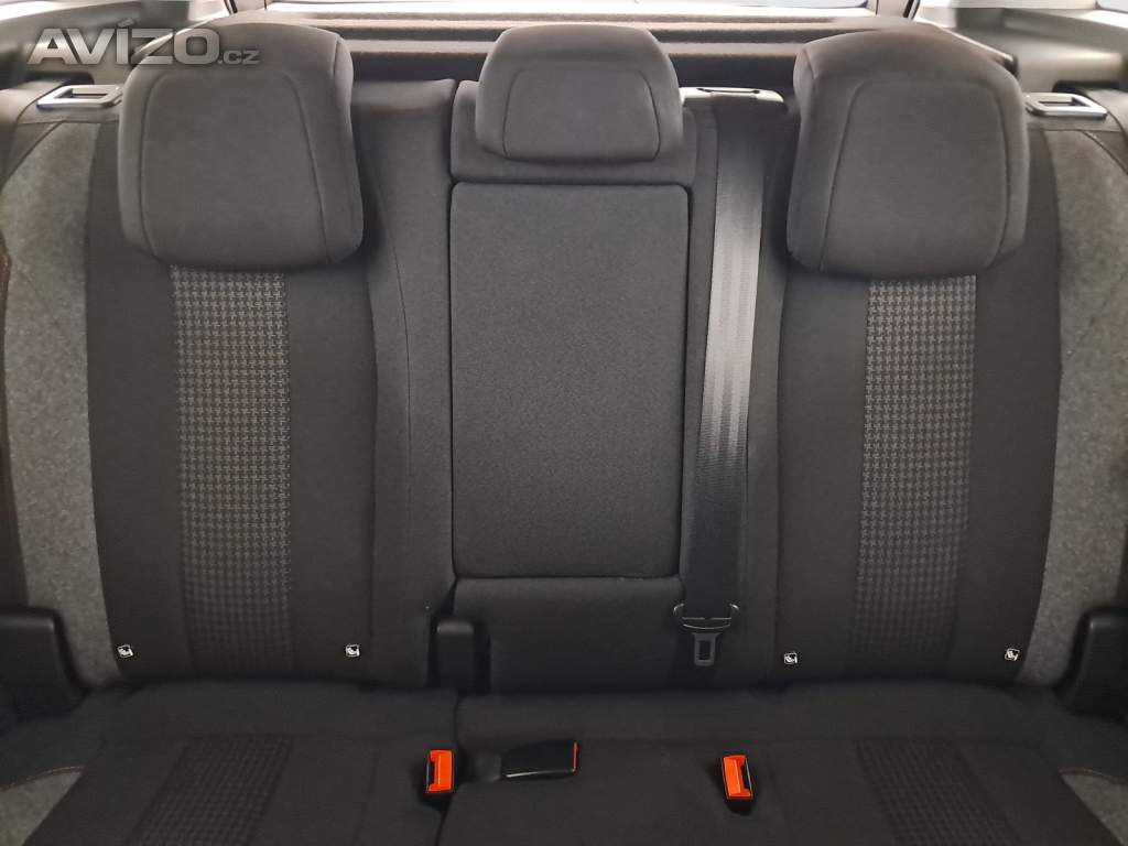 Foto inzerátu Peugeot 3008 1.2 PureTech