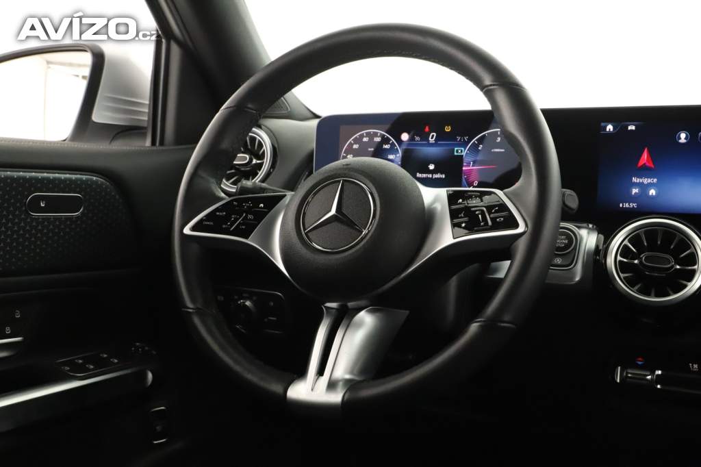 Foto inzerátu Mercedes GLB GLB 200 d 4MATIC