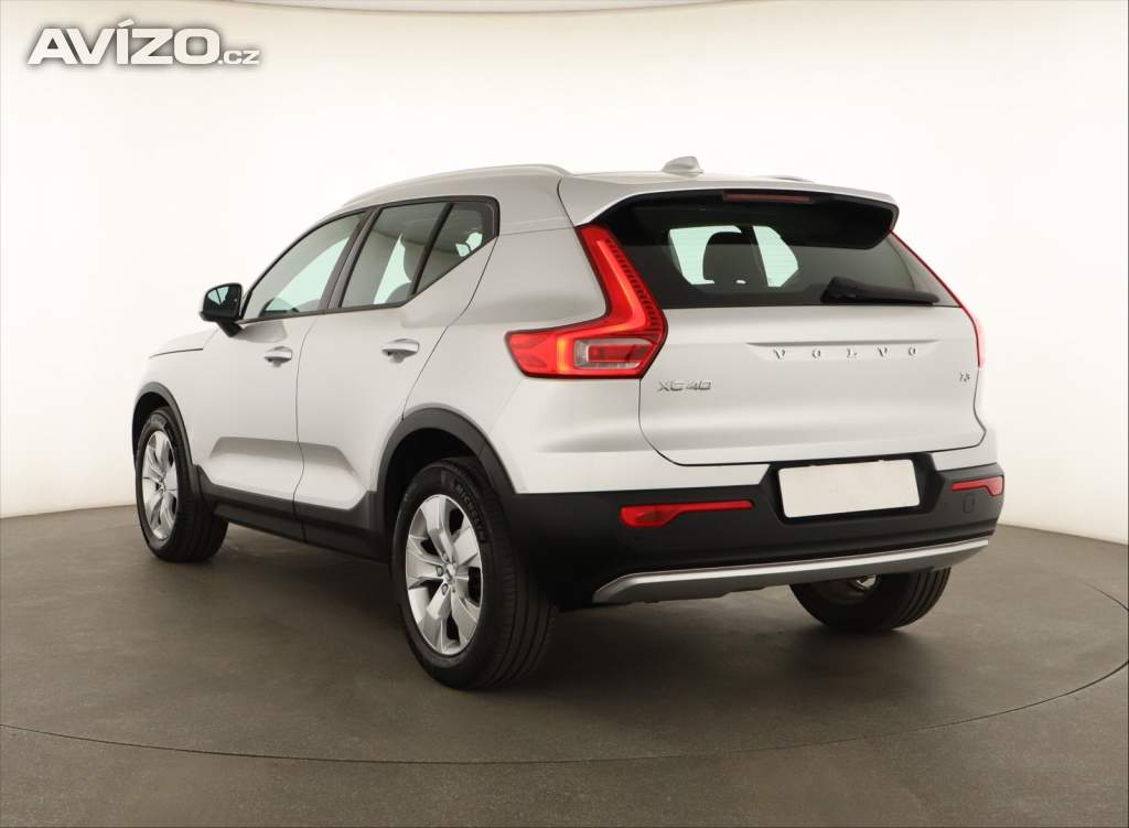 Foto inzerátu Volvo XC40 T3