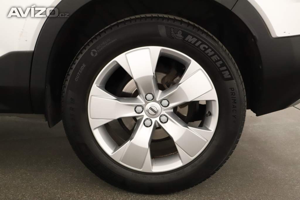 Foto inzerátu Volvo XC40 T3